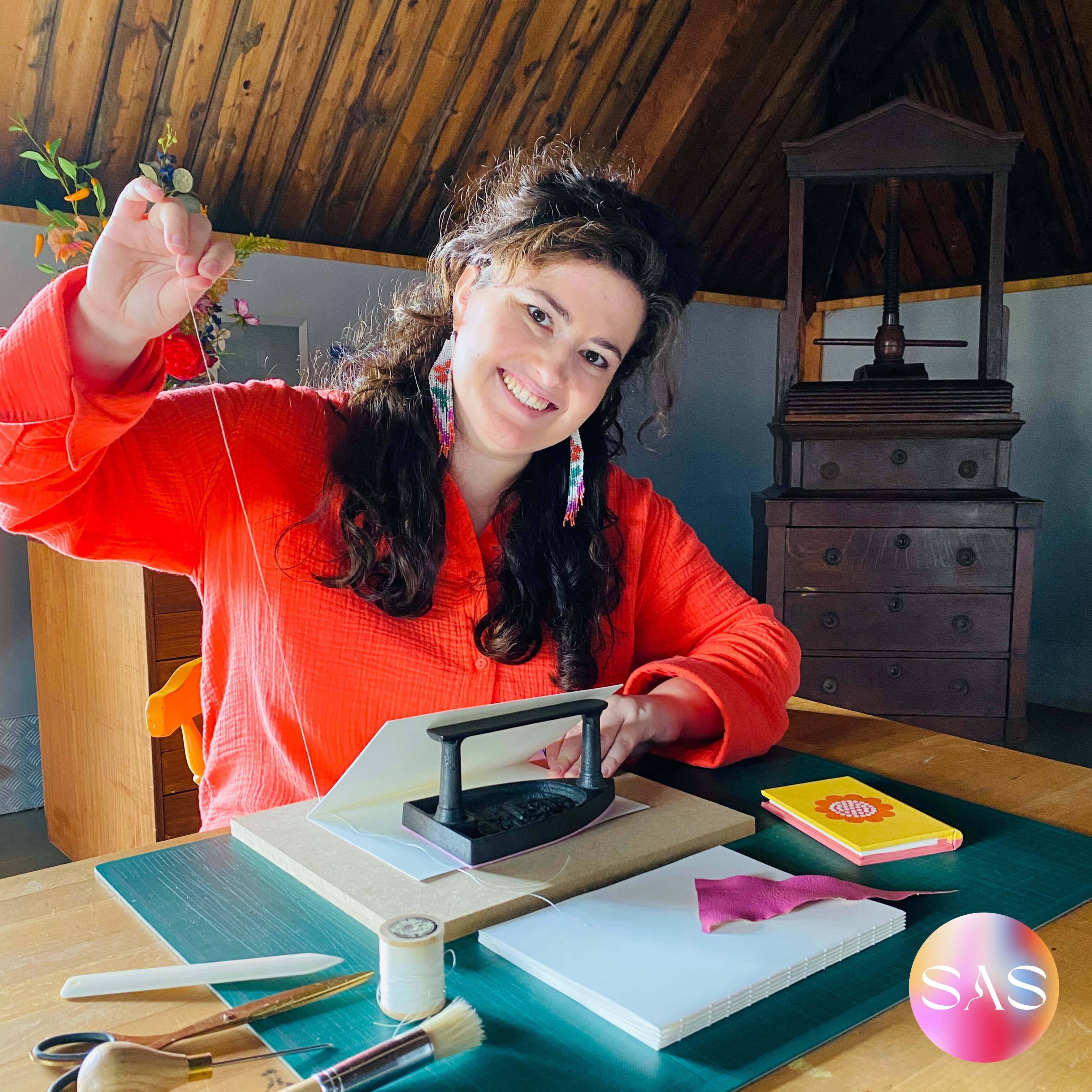 Profiel foto Sascha Lammerts | Handboekbinderij Sassy Bookbinding