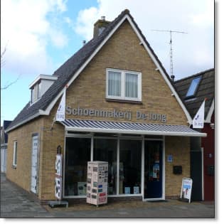 Schoenmakerij De Jong - gallery-1-gevel-3098.jpg