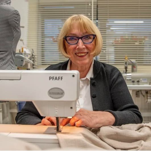 Profiel foto Thea van Wissen | Kledingatelier Thea van Wissen