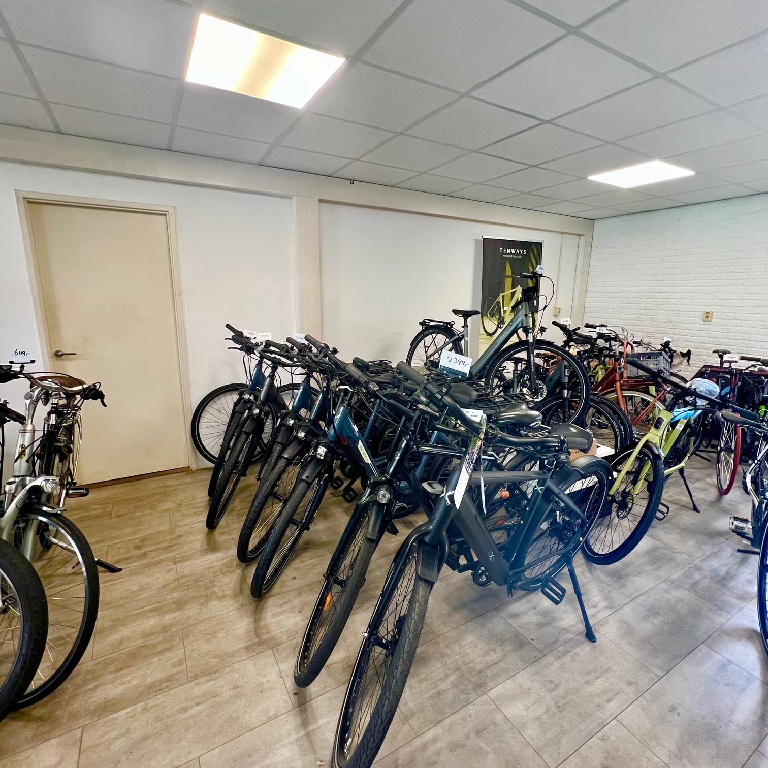 Profiel foto Onze kleine maar oh zo gezellige winkel | Fiets Totaal Elden